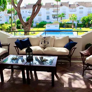 In El Presidente Side New Golden Mile Apartment Estepona